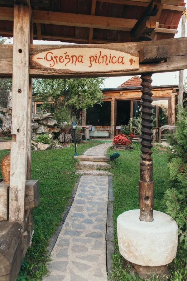 Отель Gresna Pilnica Klenovnik Экстерьер фото